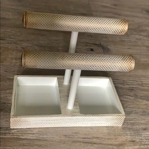 Jewelry organizer